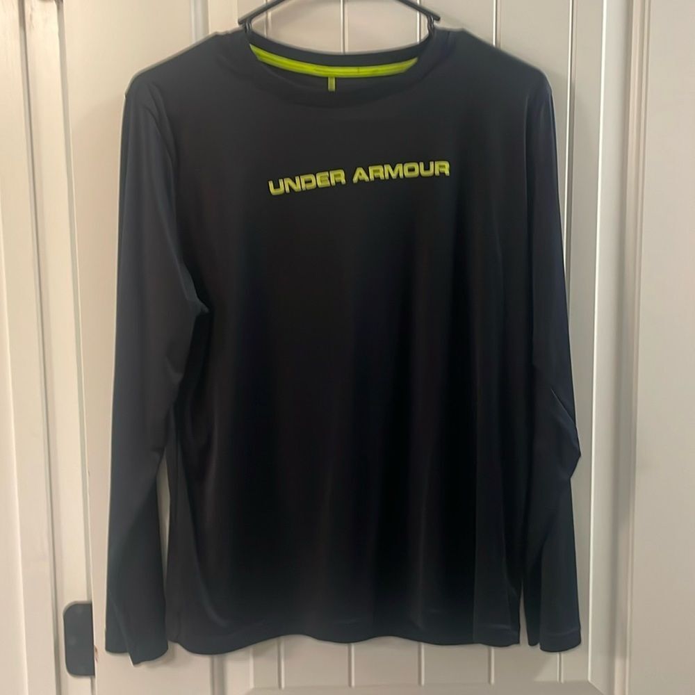 Under Armour Boys Youth XL LongSleeve Performance Black/Neon Yellow